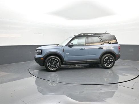 New 2025 Ford Bronco Sport Outer Banks image 4