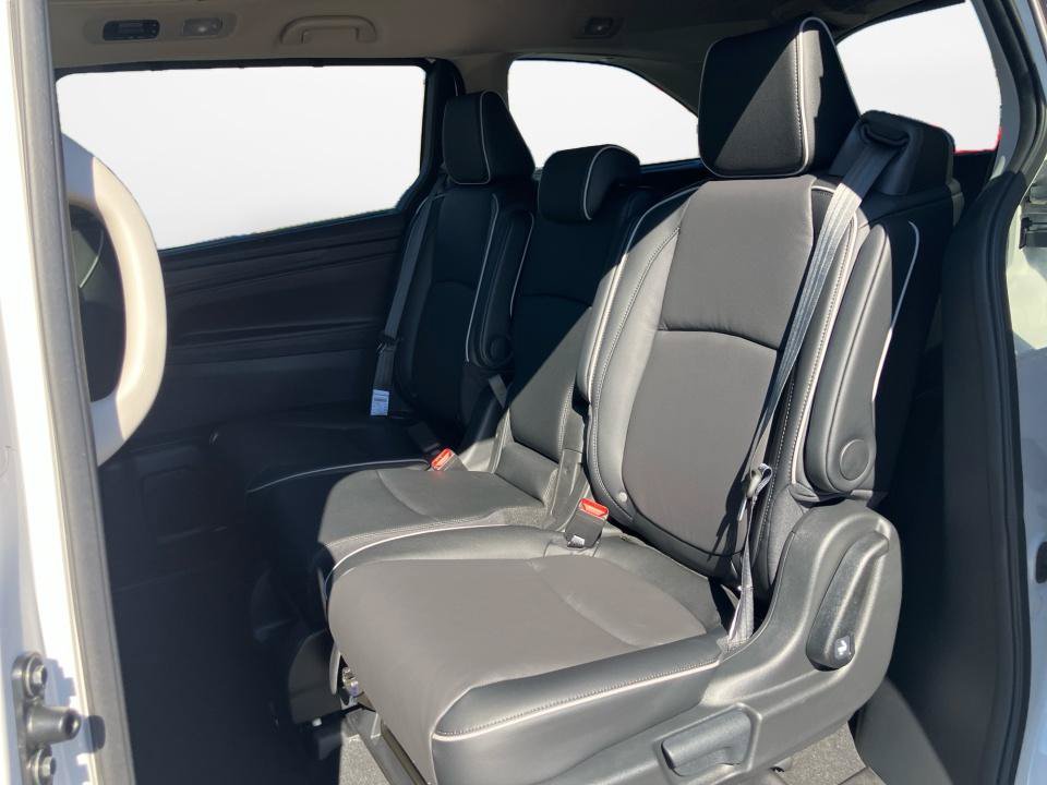 New 2027 Honda Odyssey Touring image 12