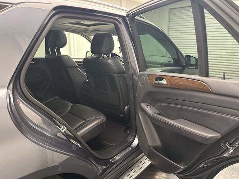 Used 2015 Mercedes-Benz ML 350 4MATIC image 7