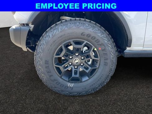 New 2026 Ford Bronco Badlands AWD/4WD image 14