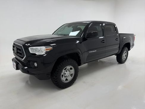 Used 2023 Toyota Tacoma SR5 RWD image 5