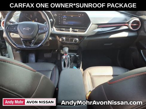Used 2024 Chevrolet Trax RS w/ Sunroof Package FWD image 29
