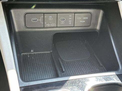 Used 2025 Hyundai Tucson SEL AWD/4WD image 38