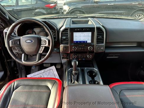 Used 2019 Ford F150 Lariat image 9