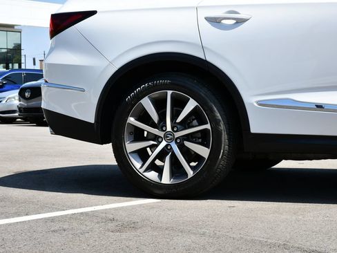 Used 2025 Acura MDX w/ Technology Package FWD image 13