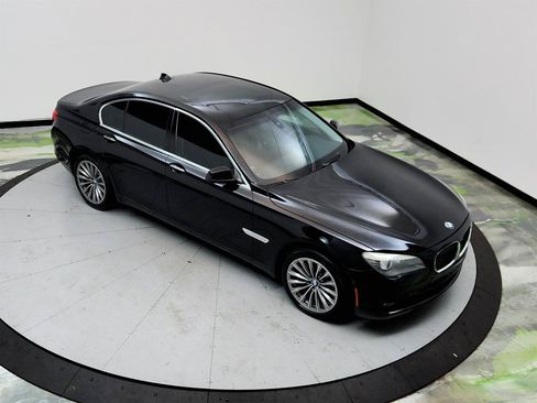 Used 2012 BMW 740i RWD image 31