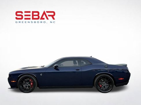 Used 2015 Dodge Challenger SRT Hellcat image 11