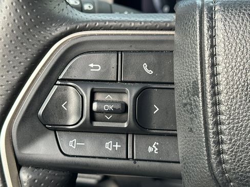 Used 2025 Toyota 4Runner TRD Off-Road Premium image 37