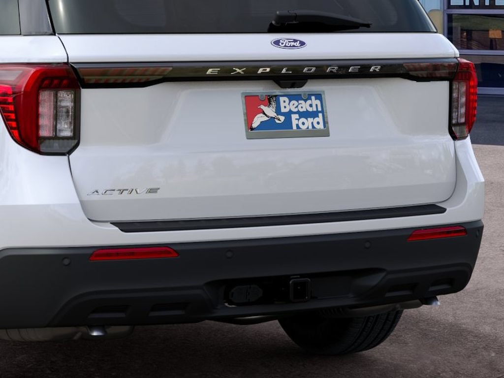 Used 2027 Ford Explorer Active RWD image 23