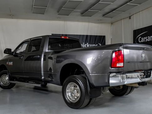 Used 2015 RAM 3500 Tradesman w/ Chrome Appearance Group AWD/4WD image 10