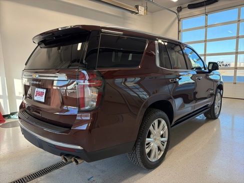 Used 2022 Chevrolet Tahoe High Country image 11