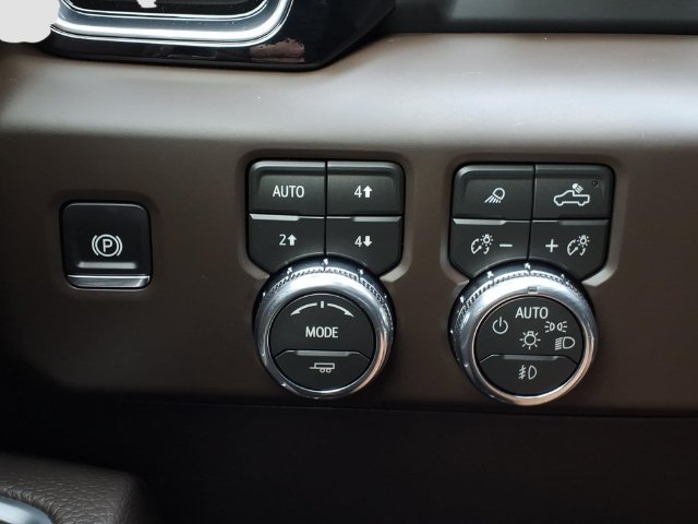 Used 2026 GMC Sierra 2500 Denali w/ Denali Reserve Package AWD/4WD image 14