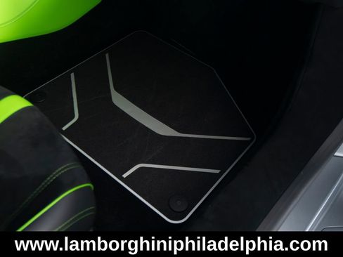 Used 2023 Lamborghini Huracan STO RWD image 36