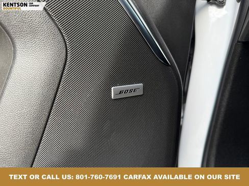 Used 2025 GMC Yukon Denali w/ Sun & Power Step Package image 23