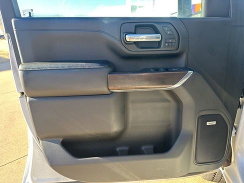 Used 2020 GMC Sierra 3500 SLT w/ SLT Premium Plus Package image 11