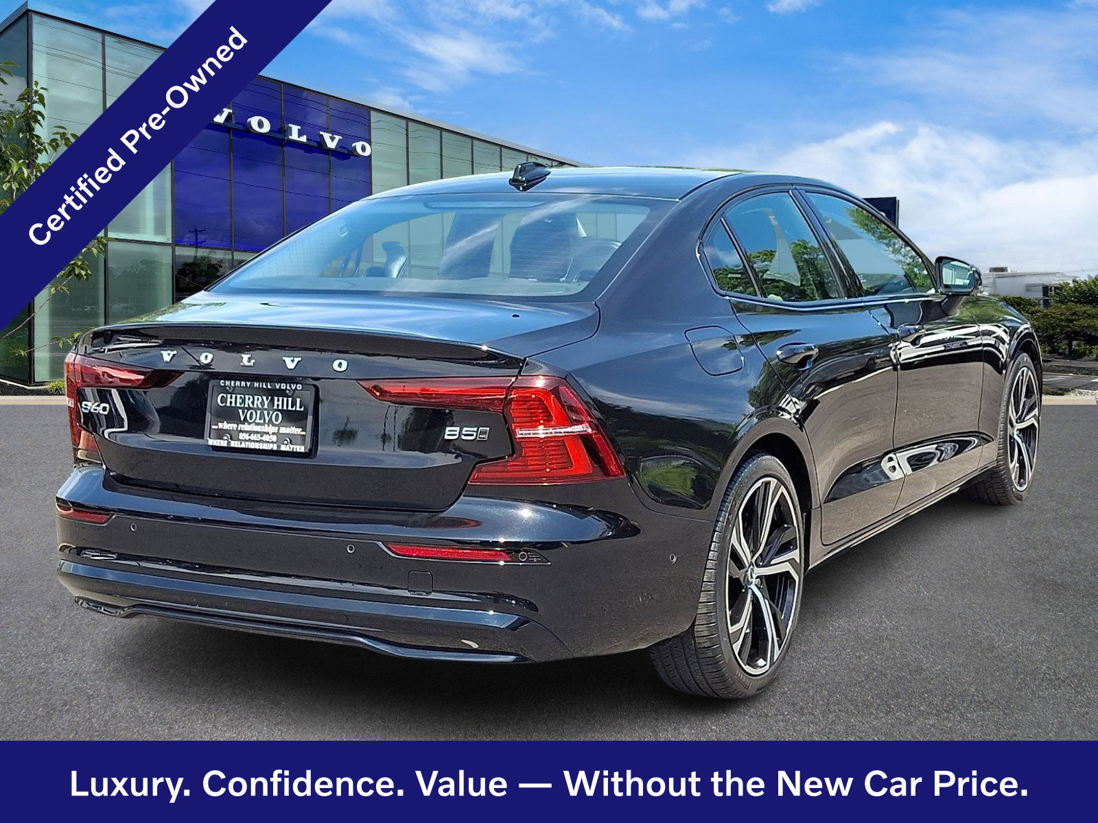 Certified 2025 Volvo S60 B5 Plus AWD/4WD image 7