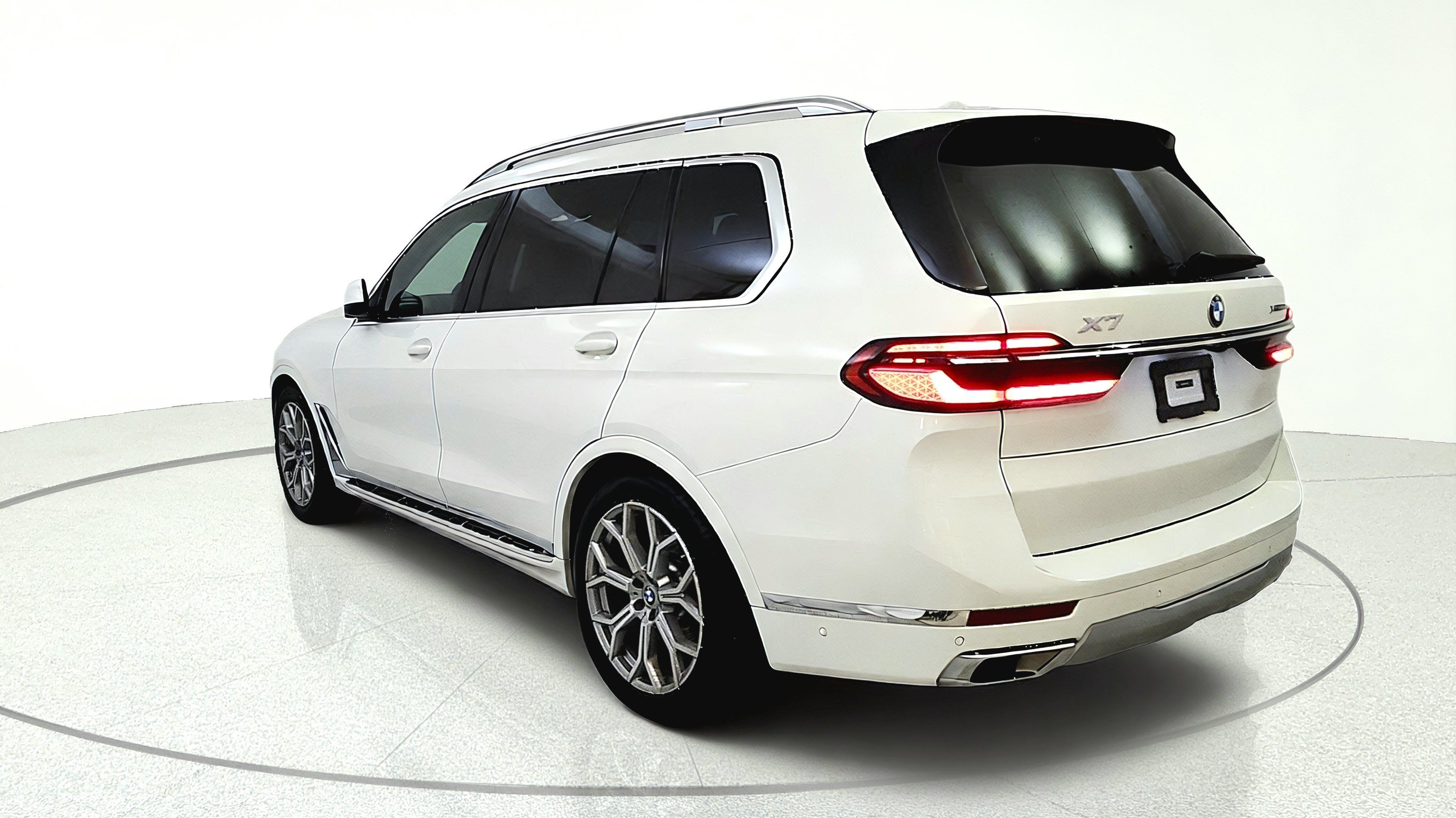 Used 2026 BMW X7 xDrive40i AWD/4WD image 5