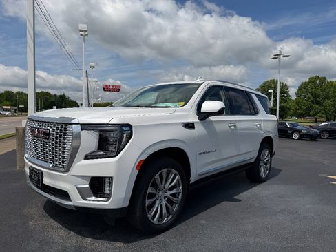 Used 2022 GMC Yukon Denali AWD/4WD image 5