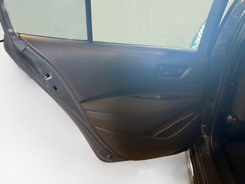 Used 2025 Toyota Corolla LE FWD image 27