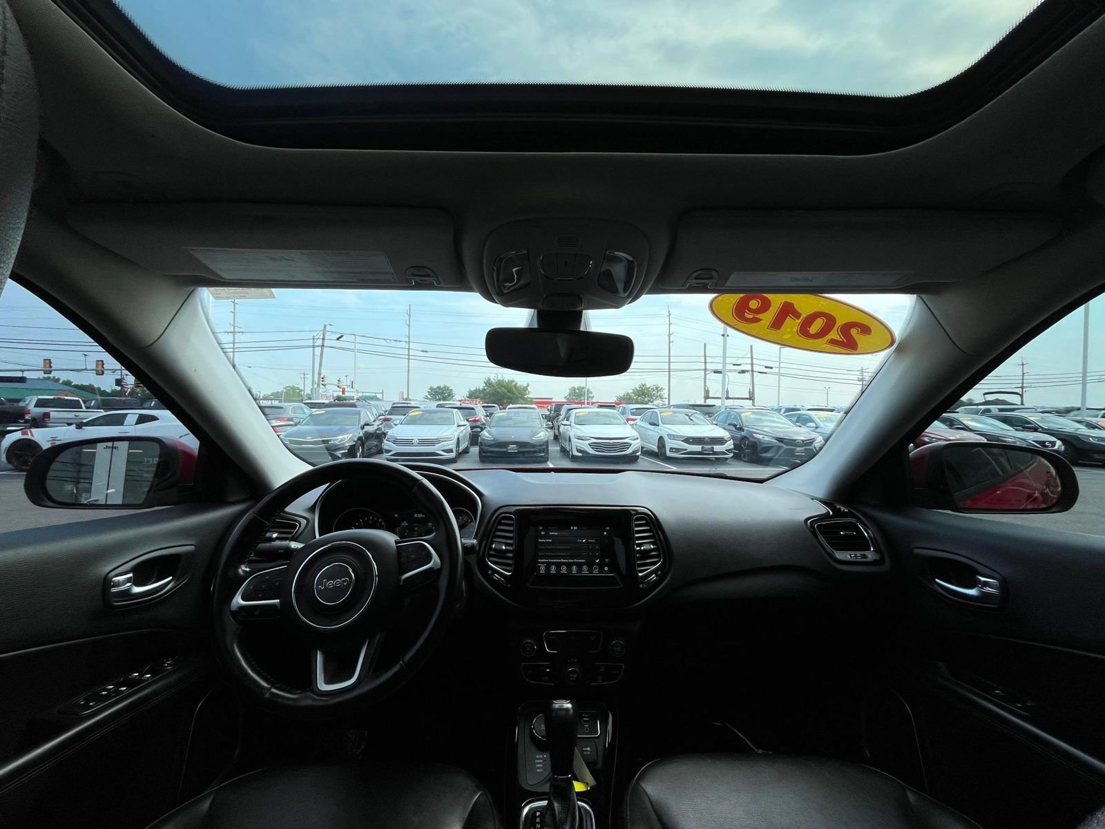 Used 2019 Jeep Compass Latitude AWD/4WD image 39