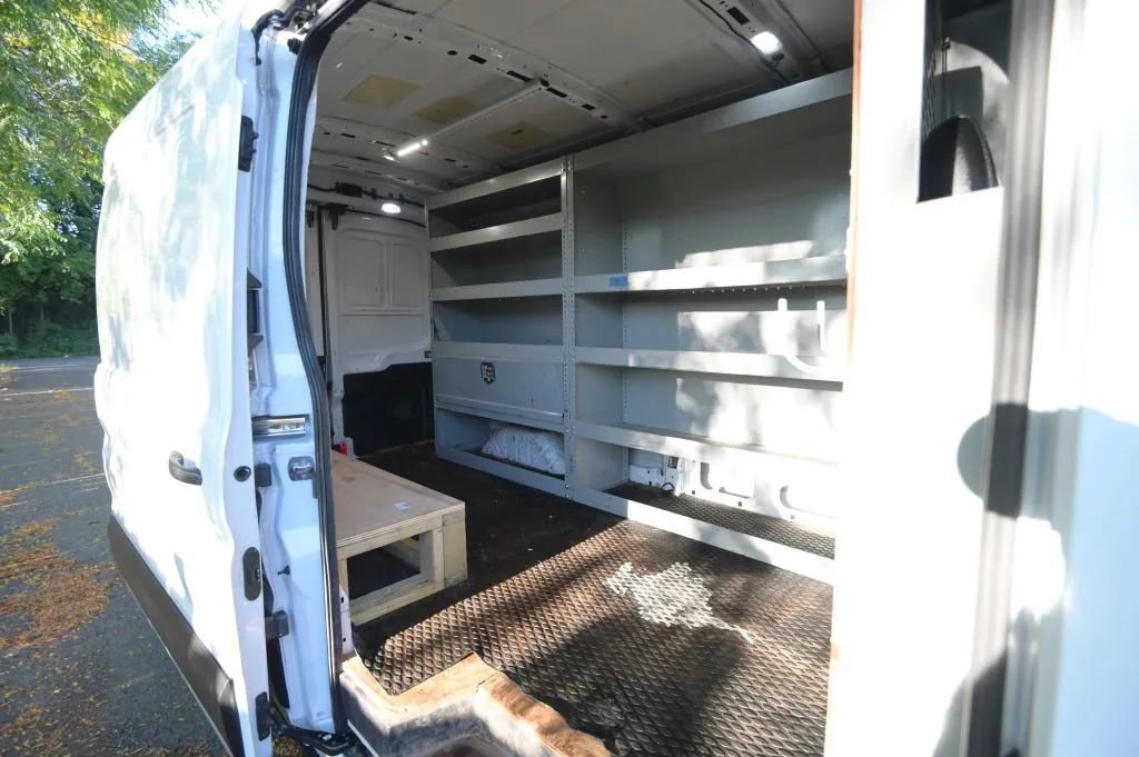 Used 2020 Ford Transit 350 Medium Roof RWD image 26