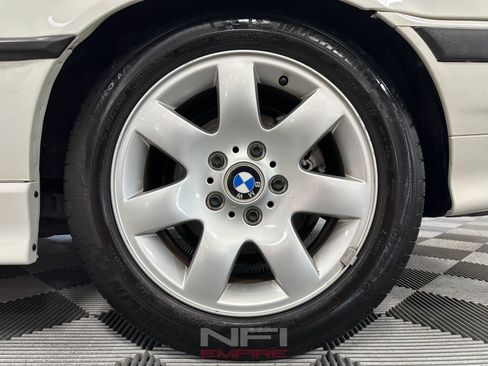 Used 1999 BMW 323i Convertible RWD image 31