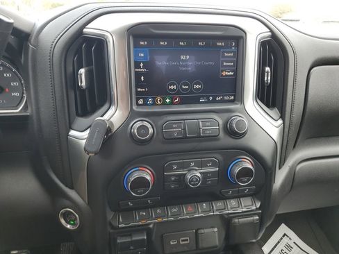 Used 2019 Chevrolet Silverado 1500 LT Trail Boss image 8