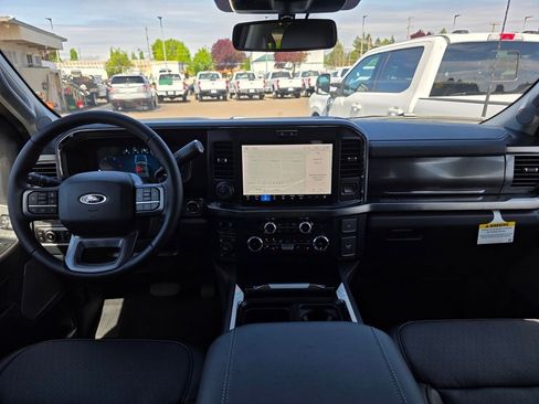 New 2025 Ford F350 Lariat w/ Lariat Ultimate Package image 8