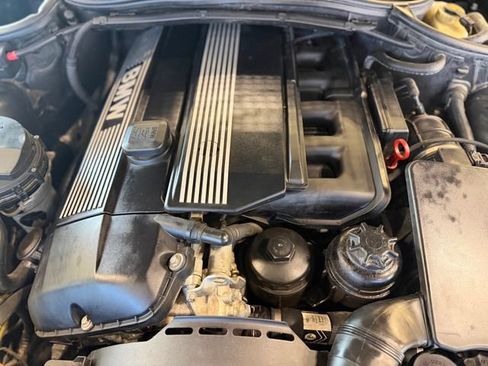 Used 2001 BMW 325Ci Convertible RWD image 35