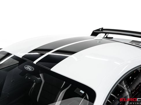 Used 2021 Ford Mustang Shelby GT500 w/ Carbon Fiber Track Pack RWD image 18