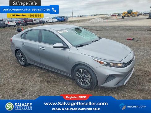Used 2024 Kia Forte LXS FWD image 5