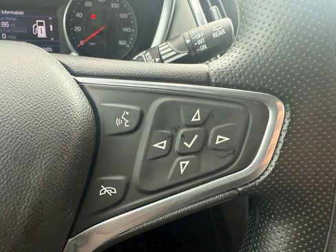 Used 2022 Chevrolet Equinox LT image 20