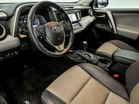 Used 2015 Toyota RAV4 Limited w/ Technology Package AWD/4WD image 12
