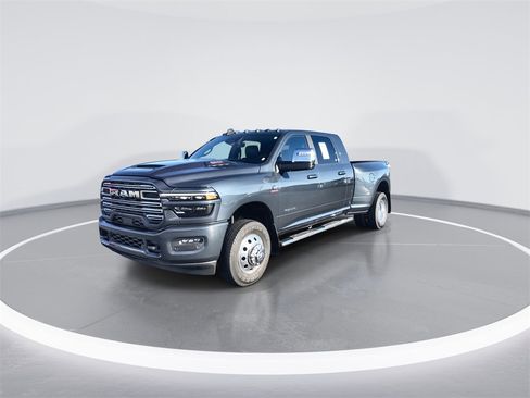 Used 2025 RAM 3500 Laramie w/ Sport Appearance Package image 4