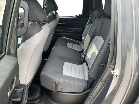 Used 2025 Toyota Tacoma 4x4 Double Cab image 23