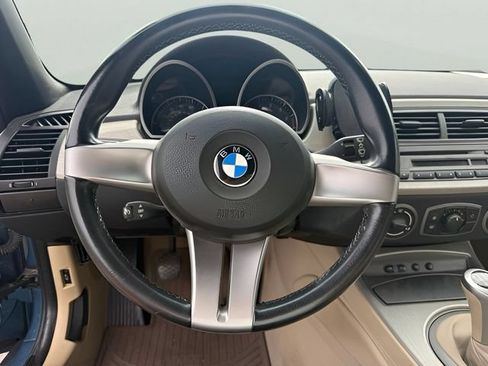 Used 2003 BMW Z4 3.0i RWD image 12