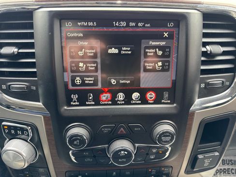 Used 2014 RAM 1500 Laramie w/ Convenience Group AWD/4WD image 24