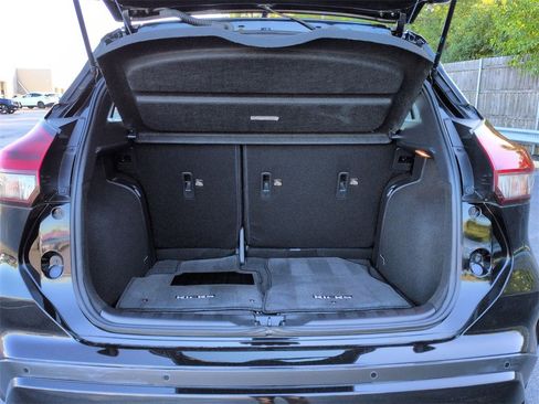 Used 2024 Nissan Kicks SR w/ SR Premium Package image 17