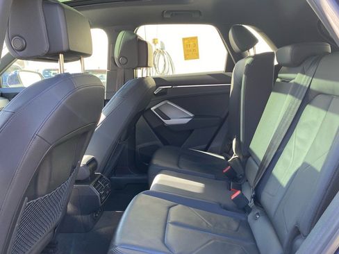 Used 2022 Audi Q3 2.0T Premium image 14