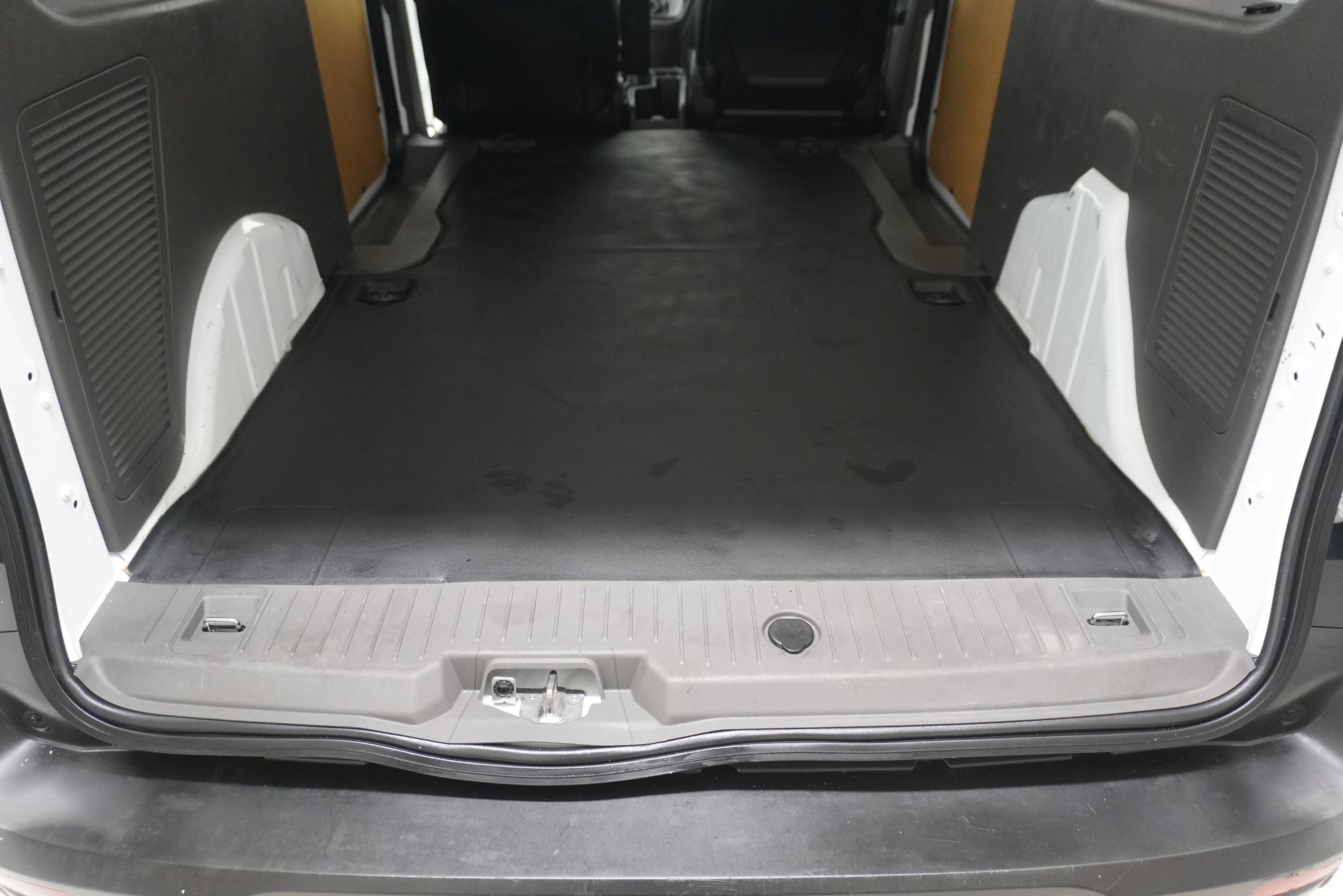 Used 2021 Ford Transit Connect XL FWD image 19