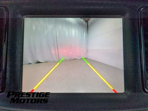 Used 2016 Dodge Challenger SRT RWD image 21