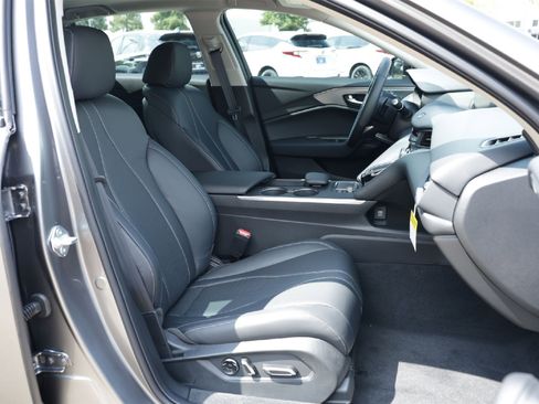 New 2025 Acura TLX Technology Package image 13