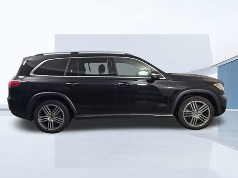 Used 2025 Mercedes-Benz GLS 450 4MATIC image 8