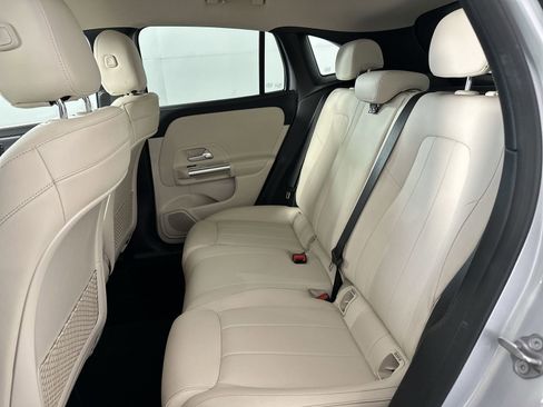 Used 2021 Mercedes-Benz GLA 250 image 27