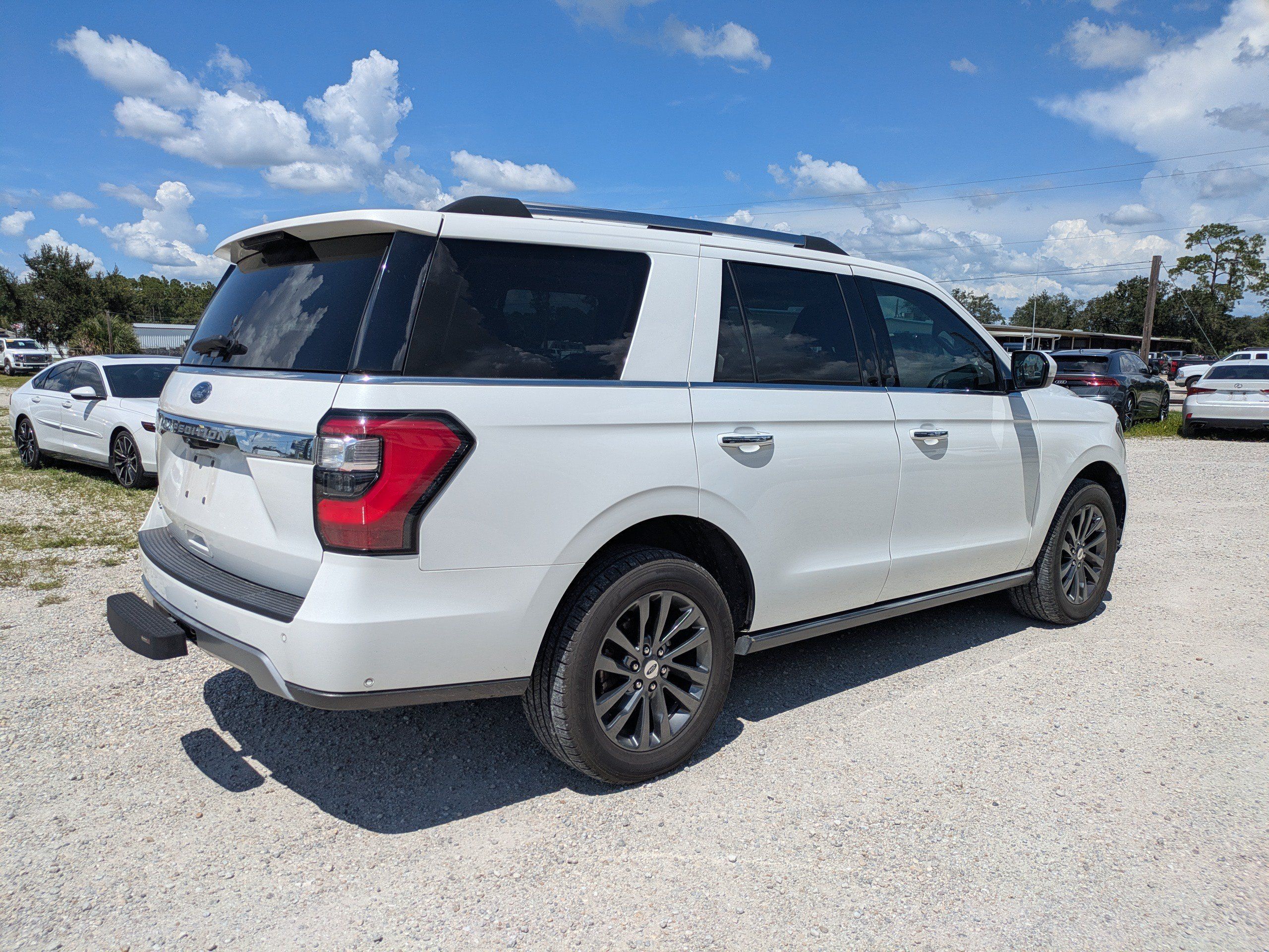 Used 2021 Ford Expedition Limited RWD image 4