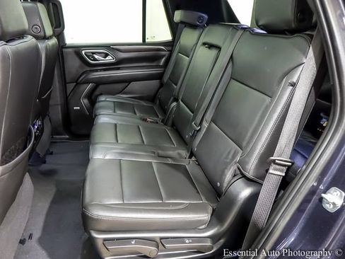 Used 2023 Chevrolet Tahoe LT w/ Luxury Package AWD/4WD image 12