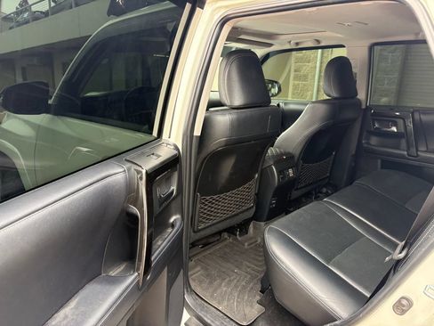 Used 2019 Toyota 4Runner Limited AWD/4WD image 25