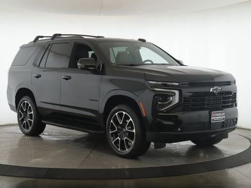 Used 2025 Chevrolet Tahoe RST w/ Comfort Package image 2