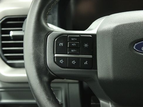 Used 2024 Ford F150 XLT image 23