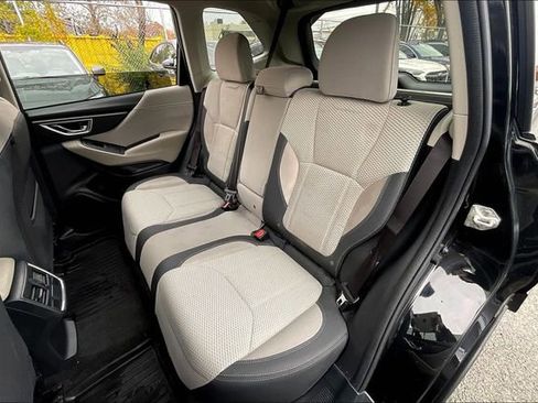 Used 2019 Subaru Forester Premium image 26